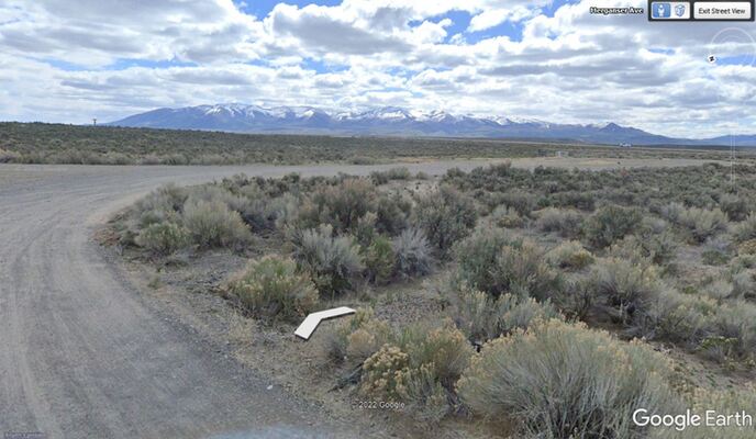 Corner lot near Elko (River Ranch); Power close; quick access to I-80