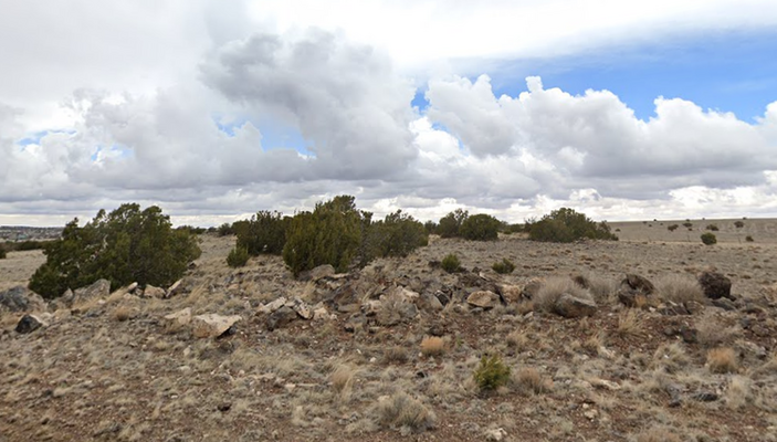 Endless Possibilities ~ 1.01-Acre Retreat in St. Johns, AZ!