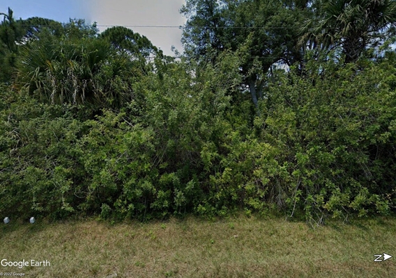 Welcome to Port Charlotte .24 Acre lot in Charlotte County