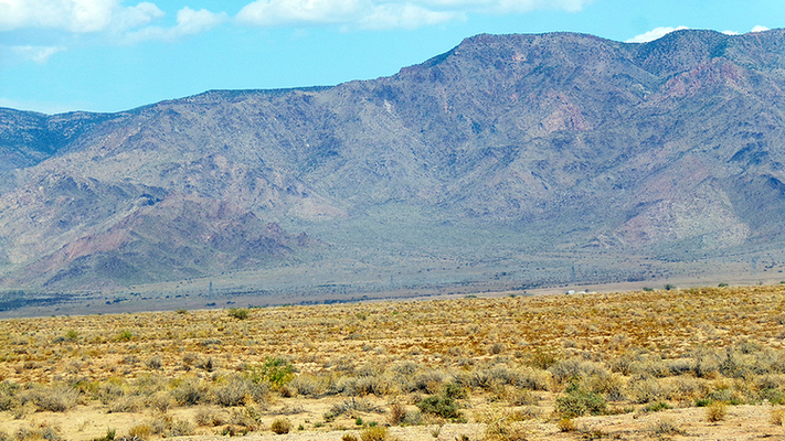 Mountain Views & Endless BLM Exploration north of Kingman!