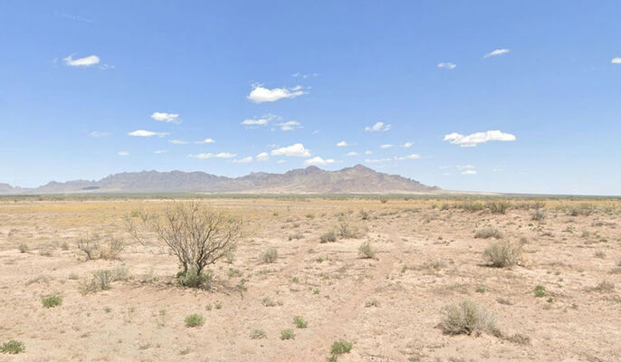 Spacious 2-Acre Lot for Sale in Deming, NM