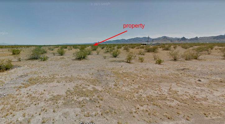 4.56 acres of quiet minutes from Kingman Arizona. Electric close!  Golden Valley RANCHOS UNIT 15