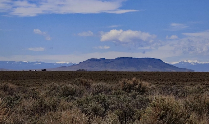 Discover the untamed beauty of this 2.53-Acre in Colorado!