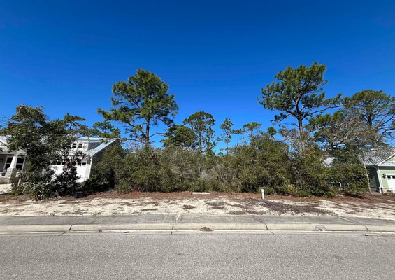 Lot by Golf Course in Carrabelle!