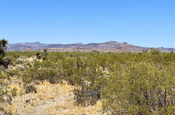 2.50-acres Surrounded by Beautiful Mountain Views!