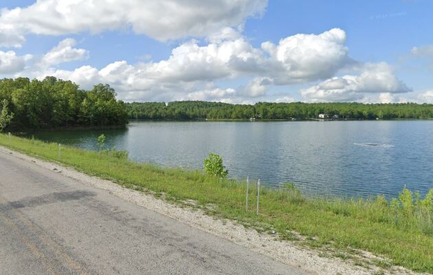 Embrace a New Lifestyle on 0.43 Acres Near Crown Lake, AR