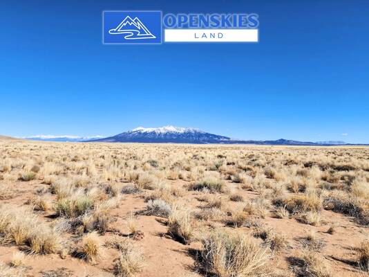 Invest in Freedom: 4.91-acr Off-Grid Land with Endless Views