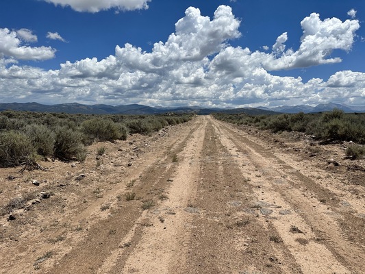 Your Colorado Adventure Basecamp!