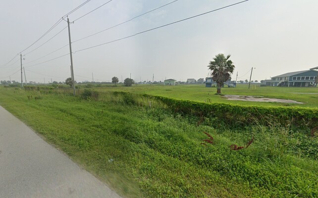 0.2 Acre in Galveston, Texas (only $1300 a month)