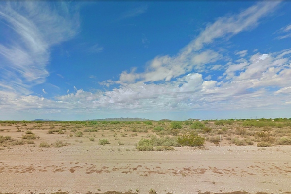 0.29 Acre in Eloy, Arizona (only $200 a month)