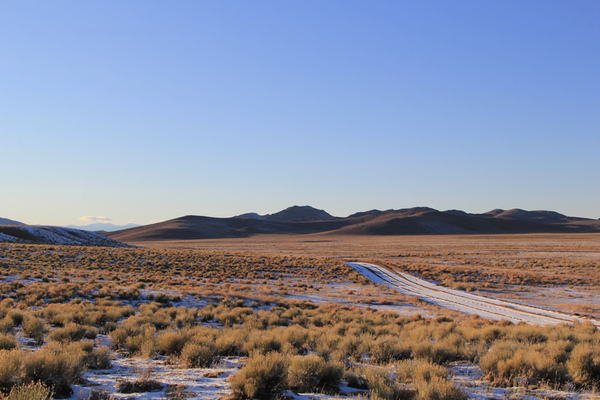 Unlock Rustic Luxury: Your 5-Acre Retreat in Scenic Costilla