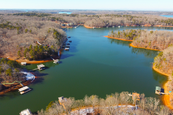 Find Your Joy of Lakeside Living at Lake Hartwell